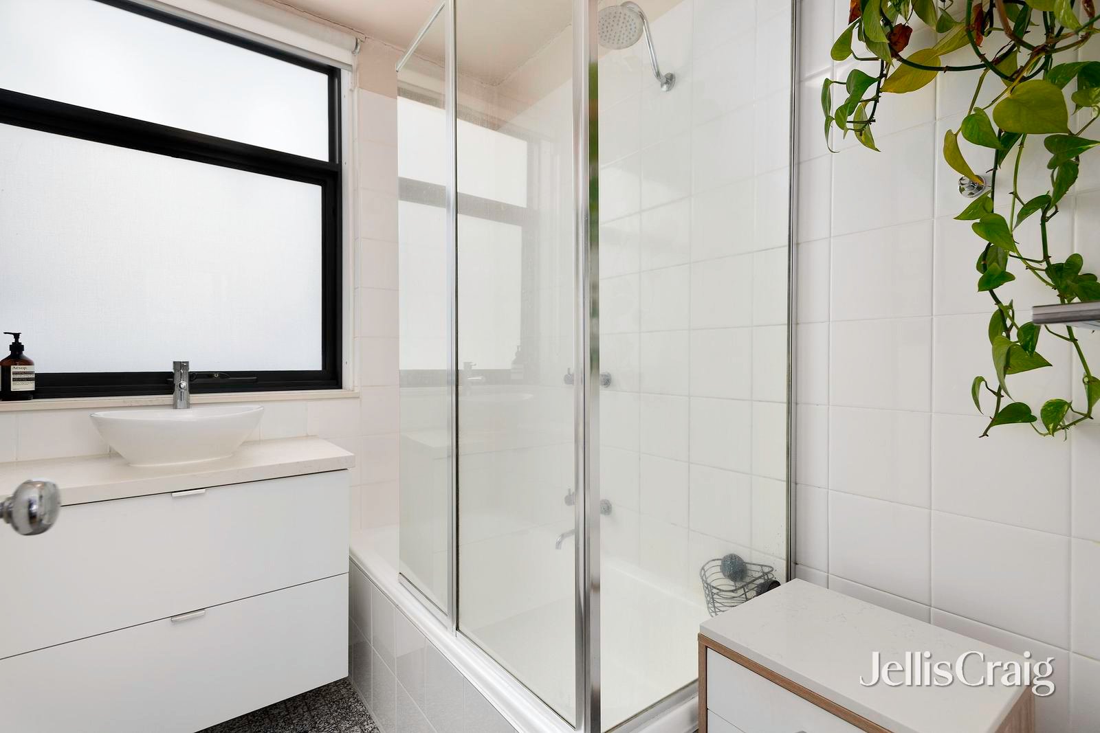 13/25 Bendigo Avenue, Elwood image 6