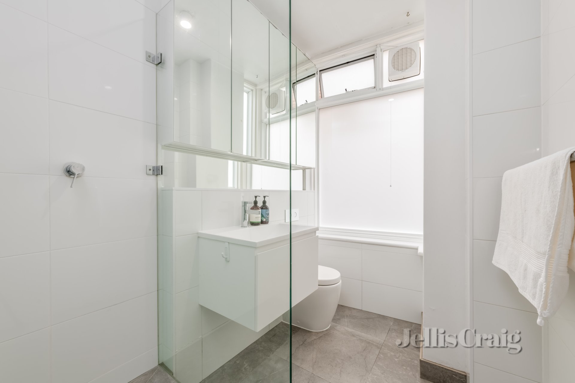 13/25 Hotham Street, East&nbsp;Melbourne image 5