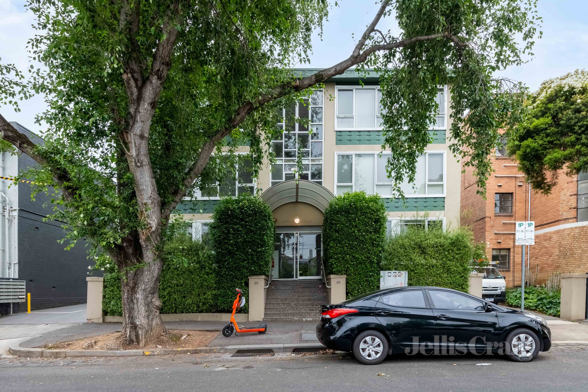 13/25 Hotham Street, East&nbsp;Melbourne image 6