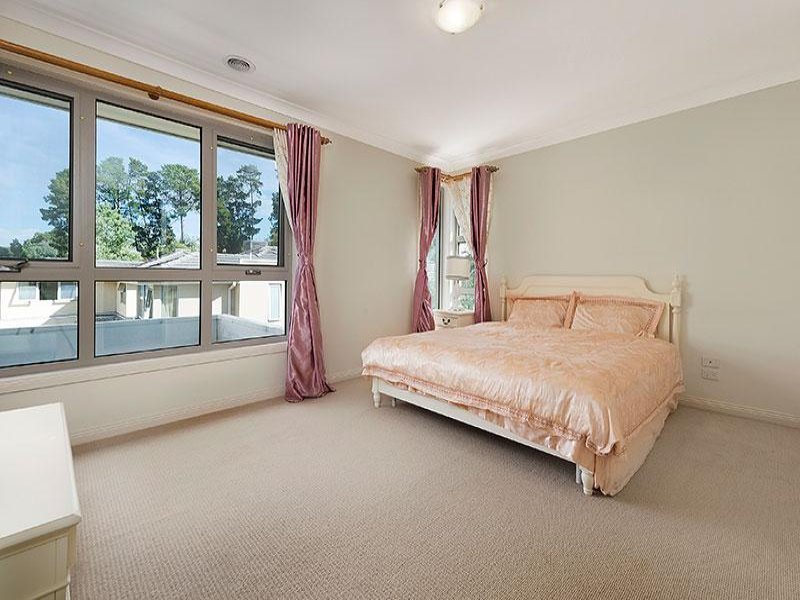 13/265 Canterbury Road, Forest Hill image 6
