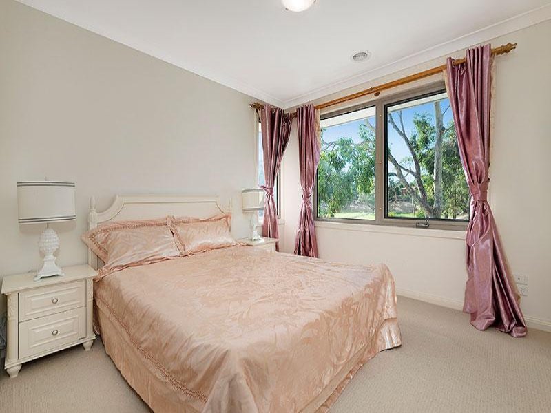 13/265 Canterbury Road, Forest Hill image 8