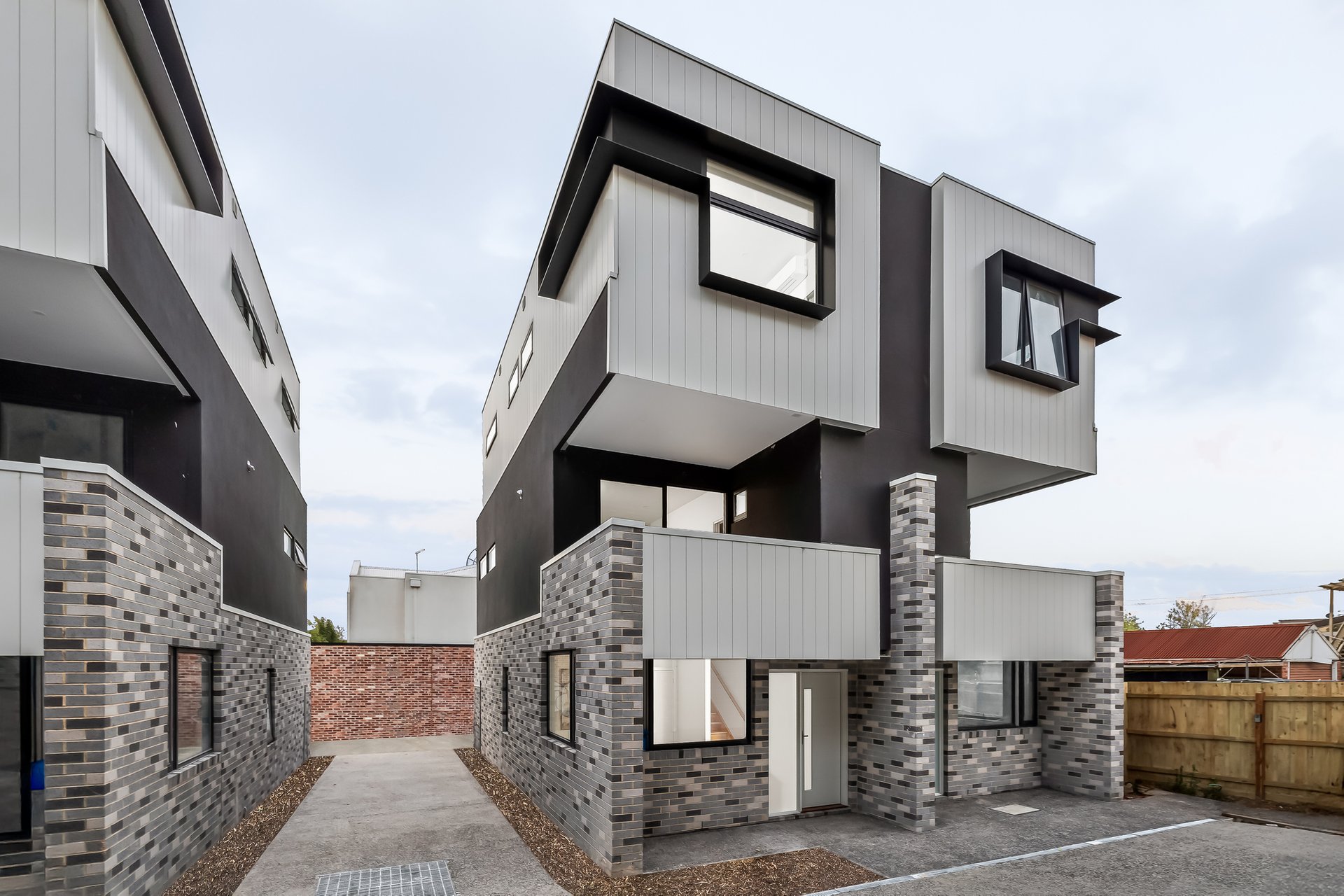 Property Gallery Thumbnail 15