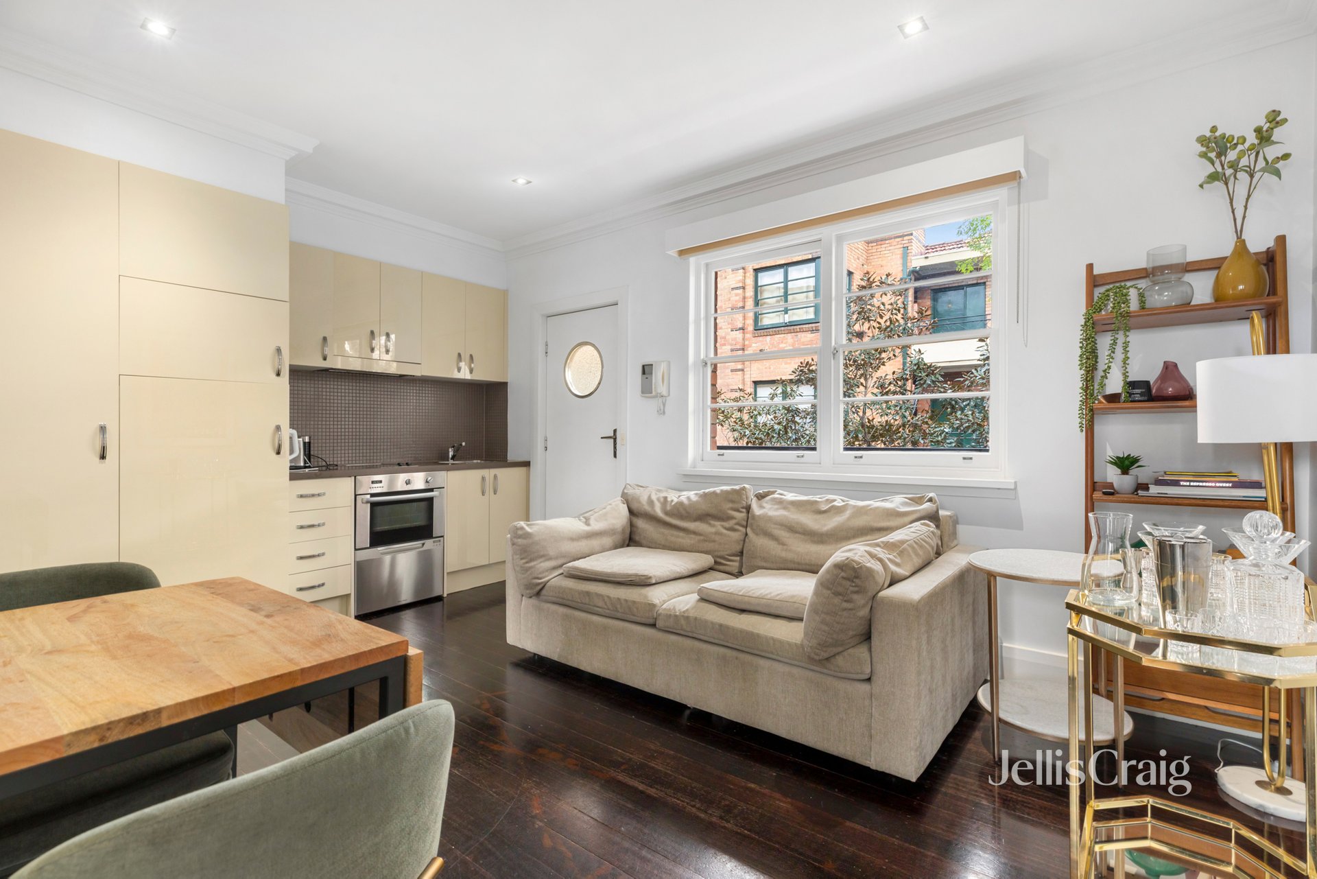 13/29-35 George Street, East&nbsp;Melbourne image 2
