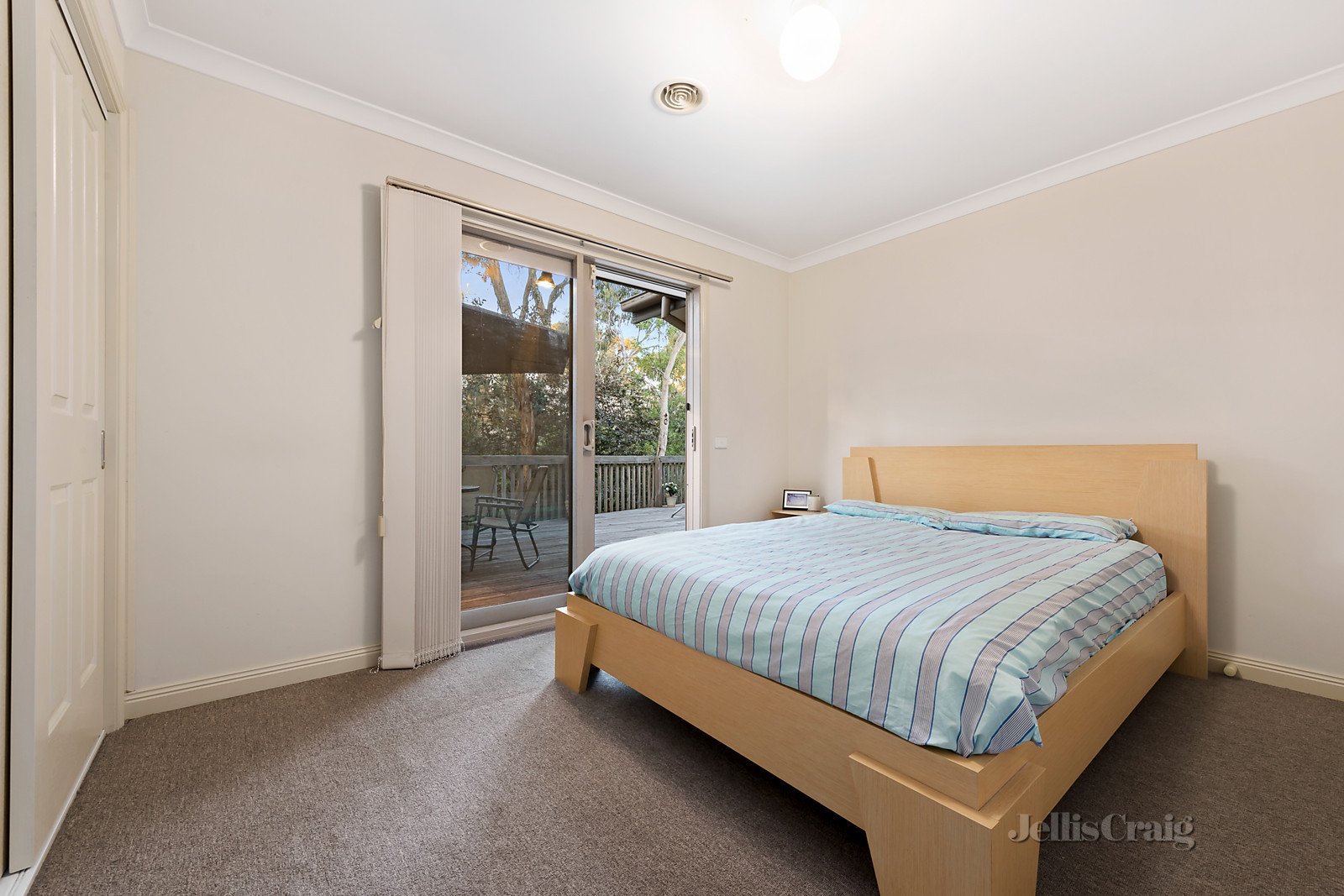 132A Henry Street, Greensborough image 6