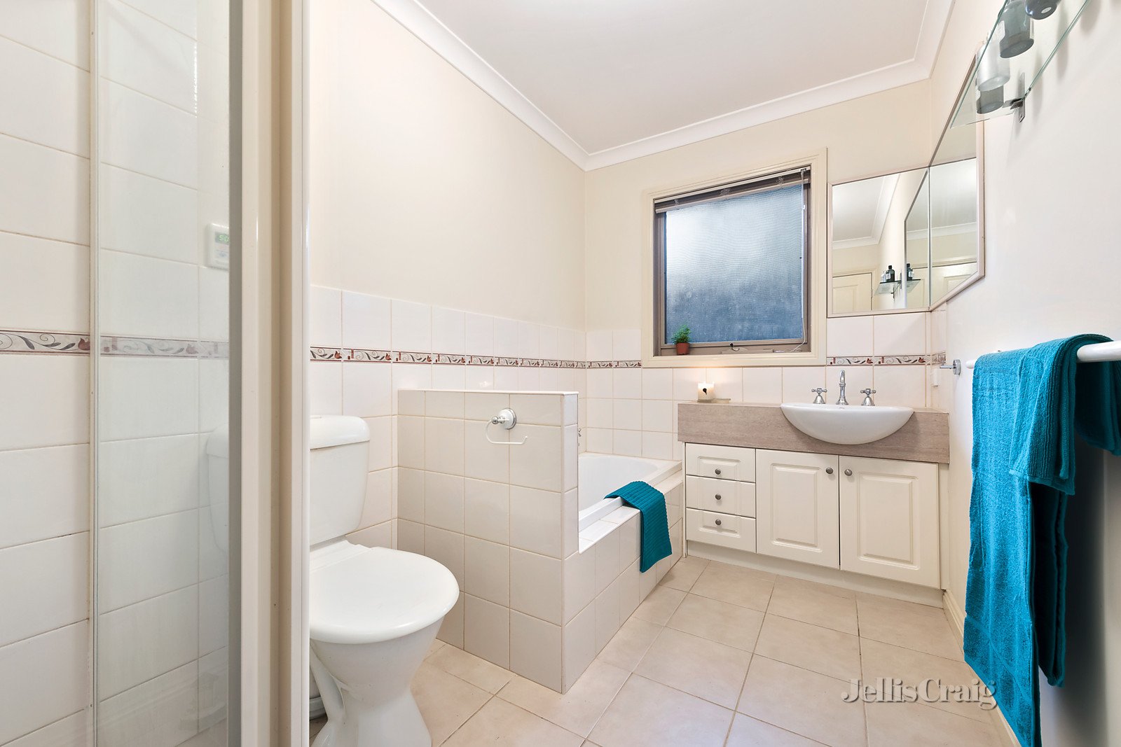 132A Henry Street, Greensborough image 7