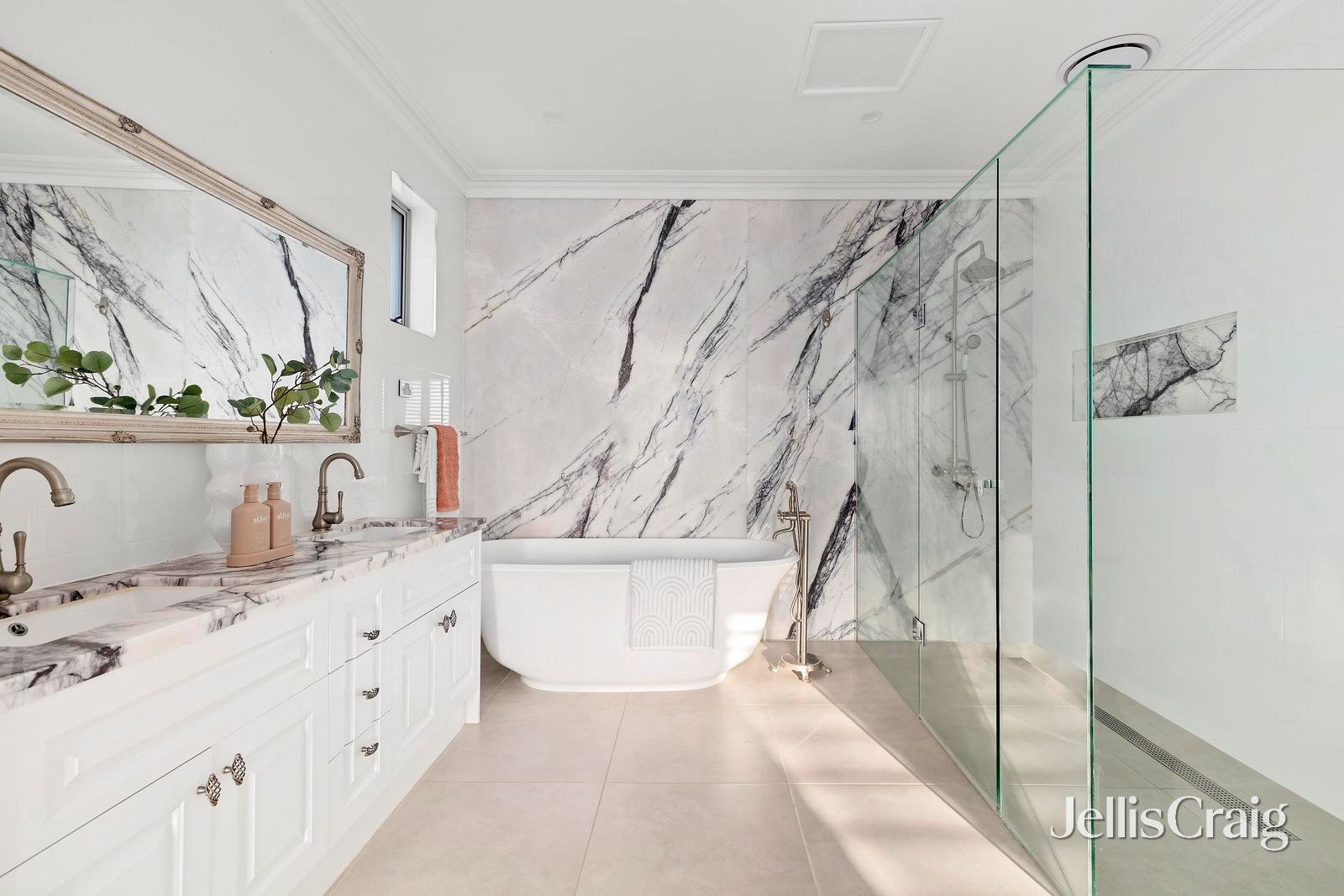 132A Ogilvie Street, Essendon image 11