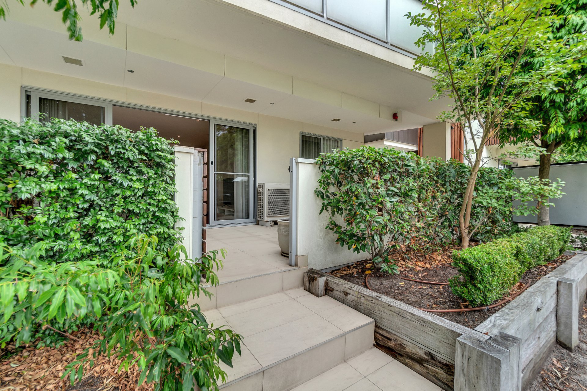 1 / 33-35 Childers Street Mentone