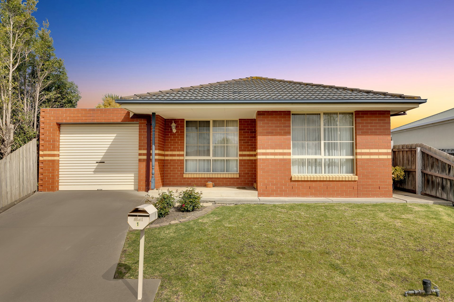 1/33 Amarina Crescent, Grovedale image 1