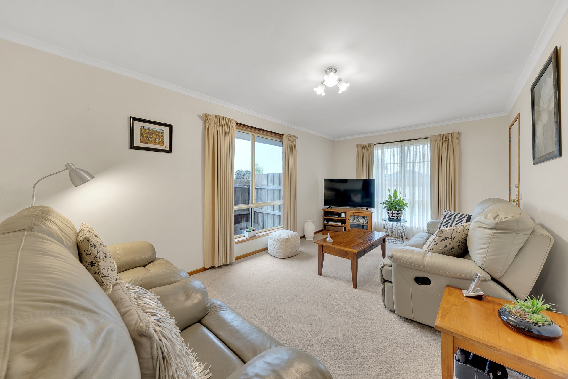 1/33 Amarina Crescent, Grovedale image 3
