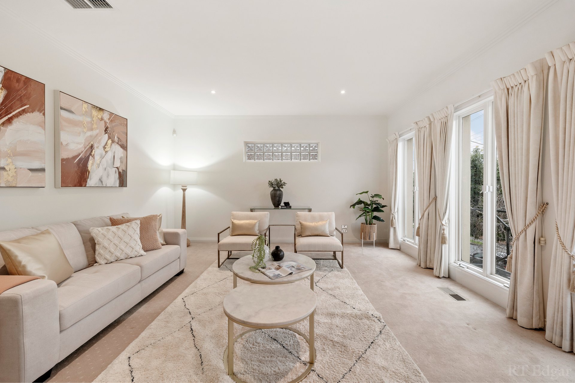 Property Gallery Thumbnail 2