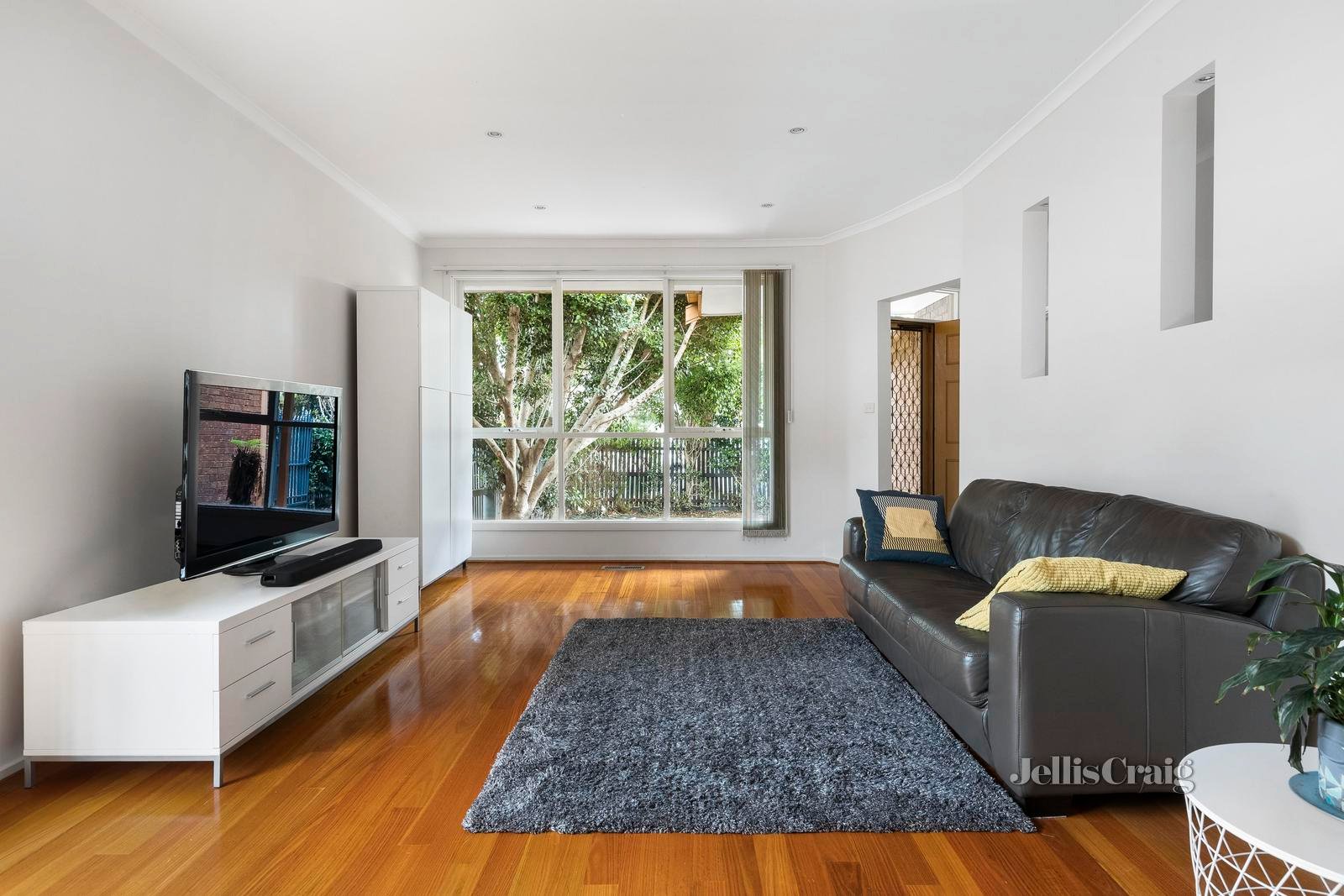 1/33 Holloway Street, Ormond image 2