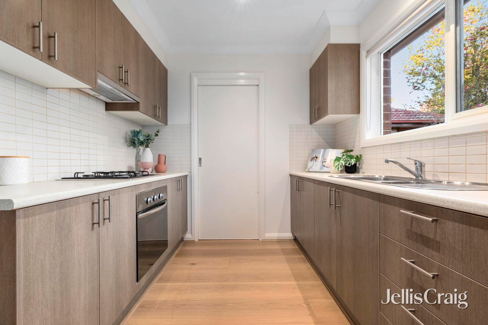 1/33 Kincumber Drive, Glen&nbsp;Waverley image 3