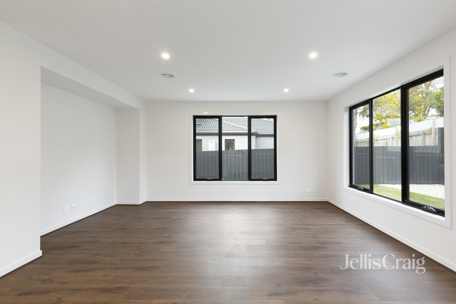 133 Lacebark Drive, St&nbsp;Helena image 4