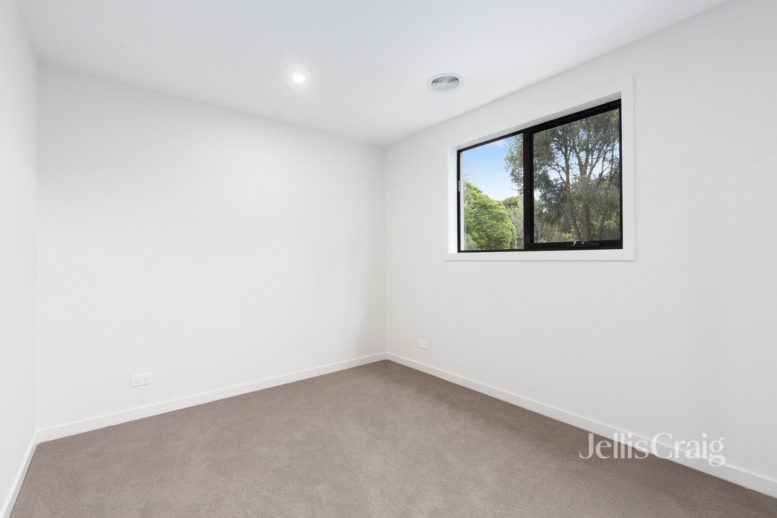 133 Lacebark Drive, St&nbsp;Helena image 7