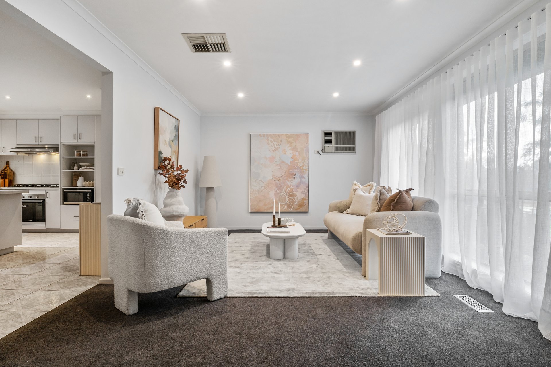 133 Landscape Drive, Mooroolbark image 2