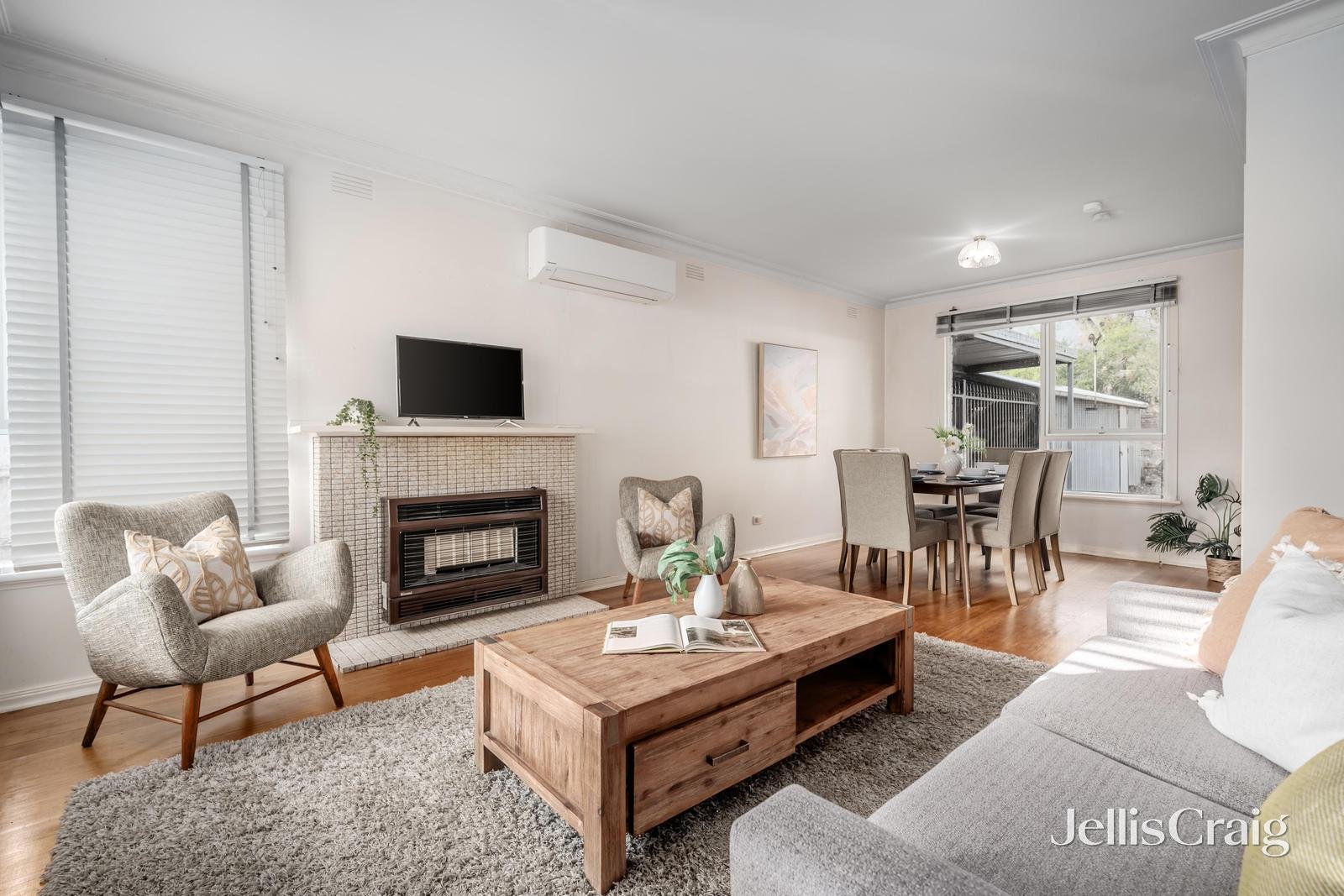 133 Mahoneys Road, Forest Hill image 2