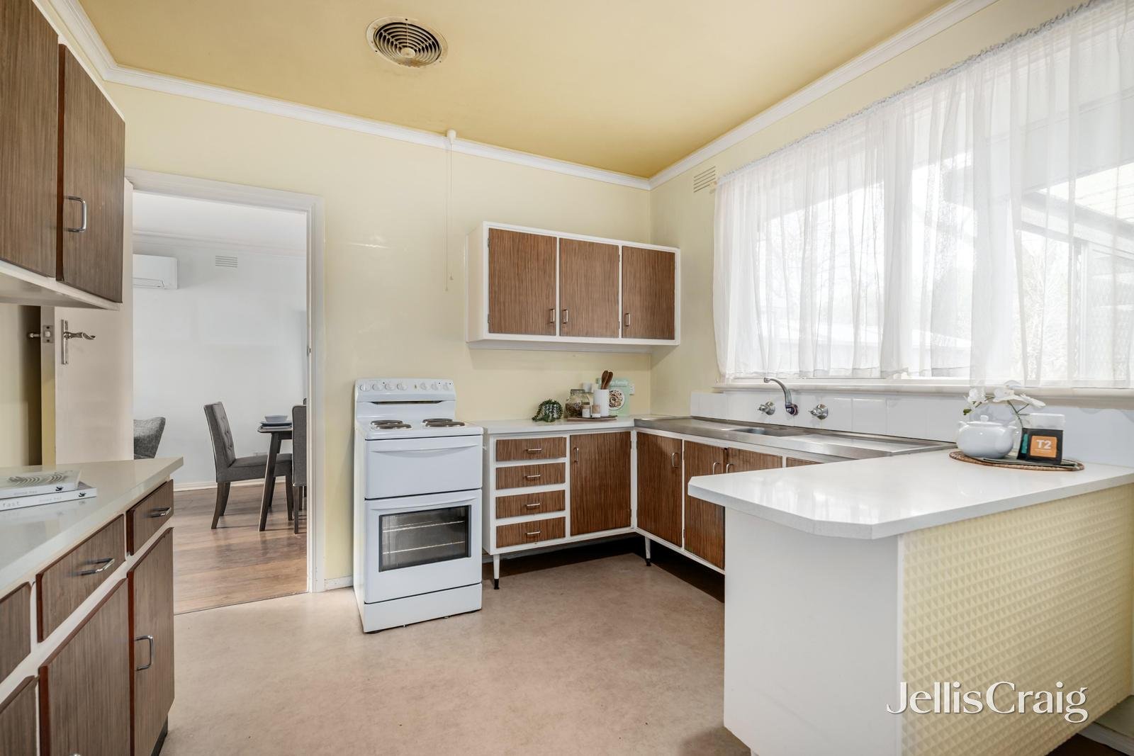 133 Mahoneys Road, Forest Hill image 3
