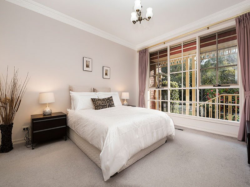 1/33 Myrtle Grove, Blackburn image 6