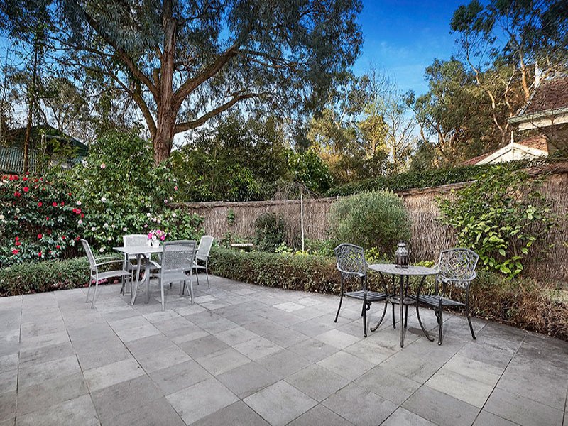 1/33 Myrtle Grove, Blackburn image 8