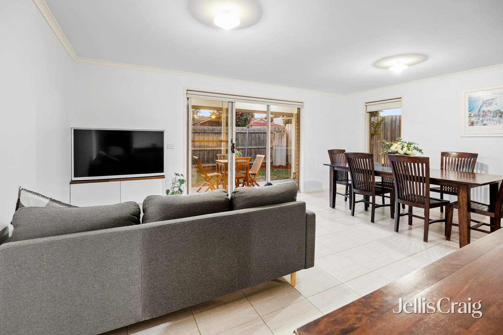 1/33 Orchard Grove, Tyabb image 8