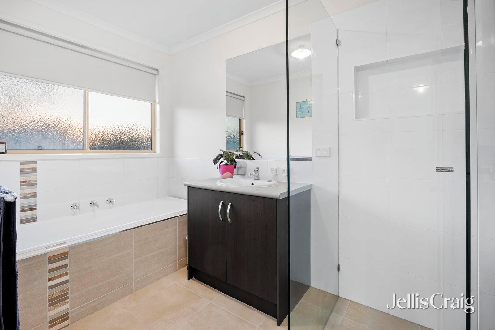 1/33 Orchard Grove, Tyabb image 15