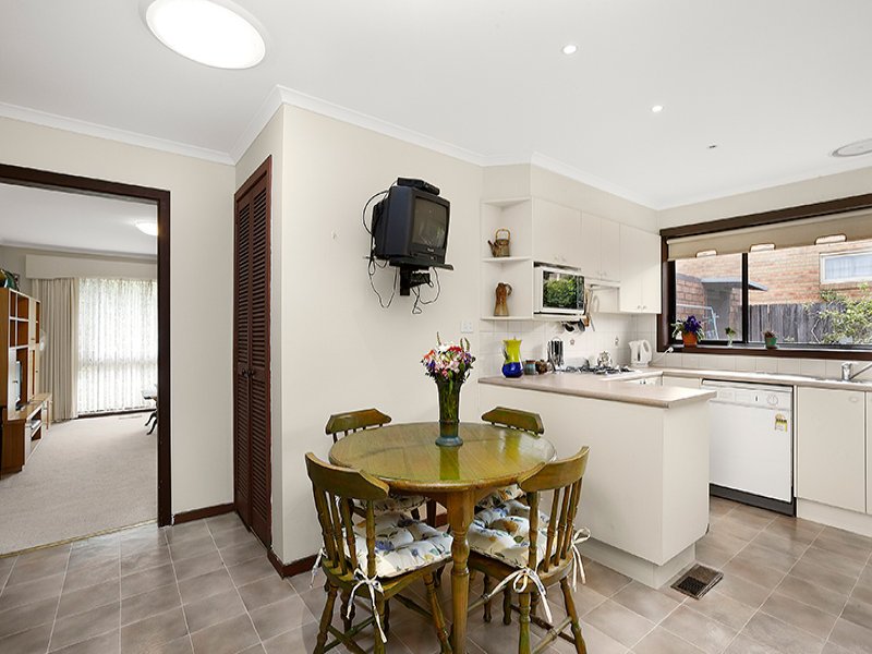 1/33 Shannon Street, Box Hill North image 4