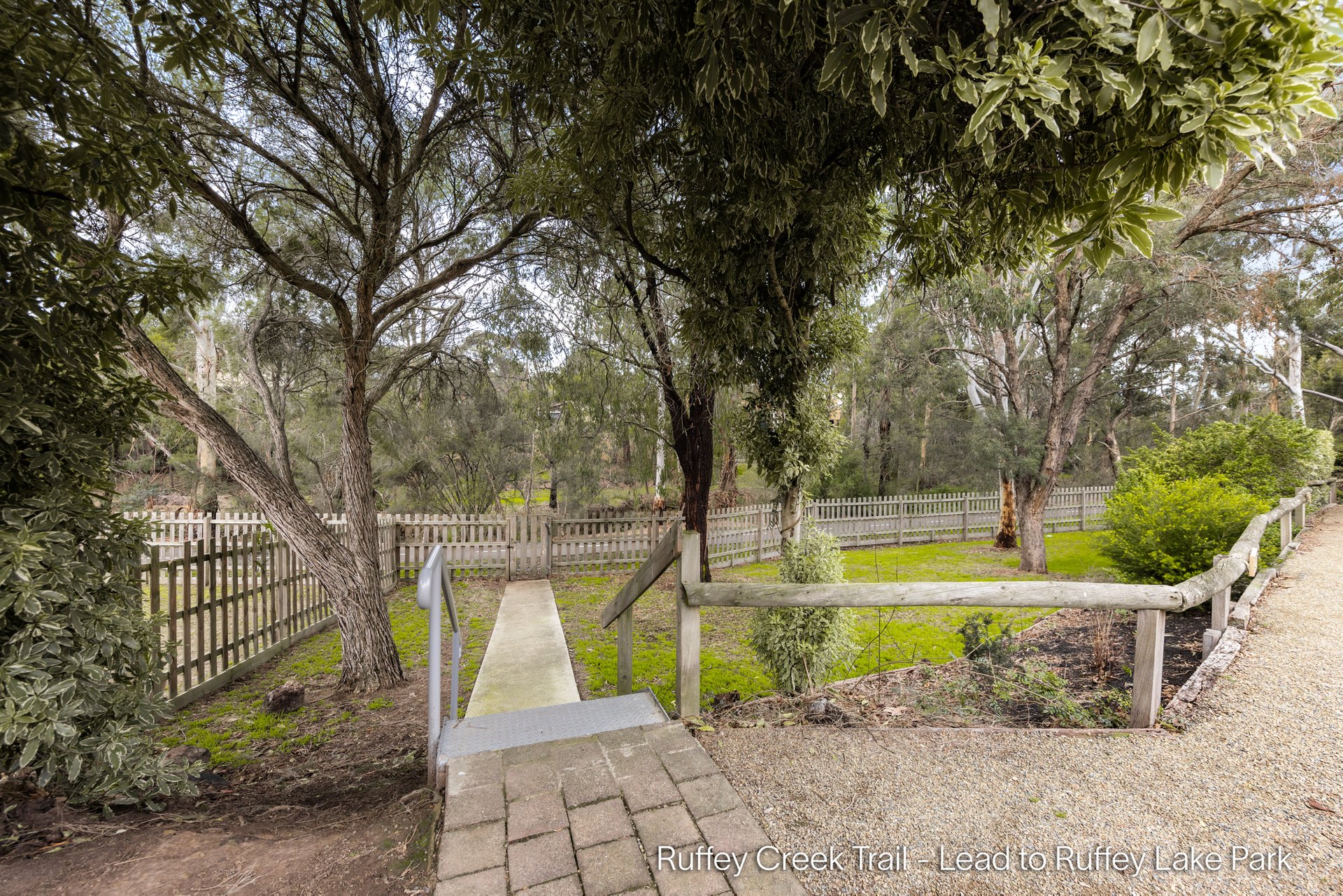 Property Gallery Thumbnail 13