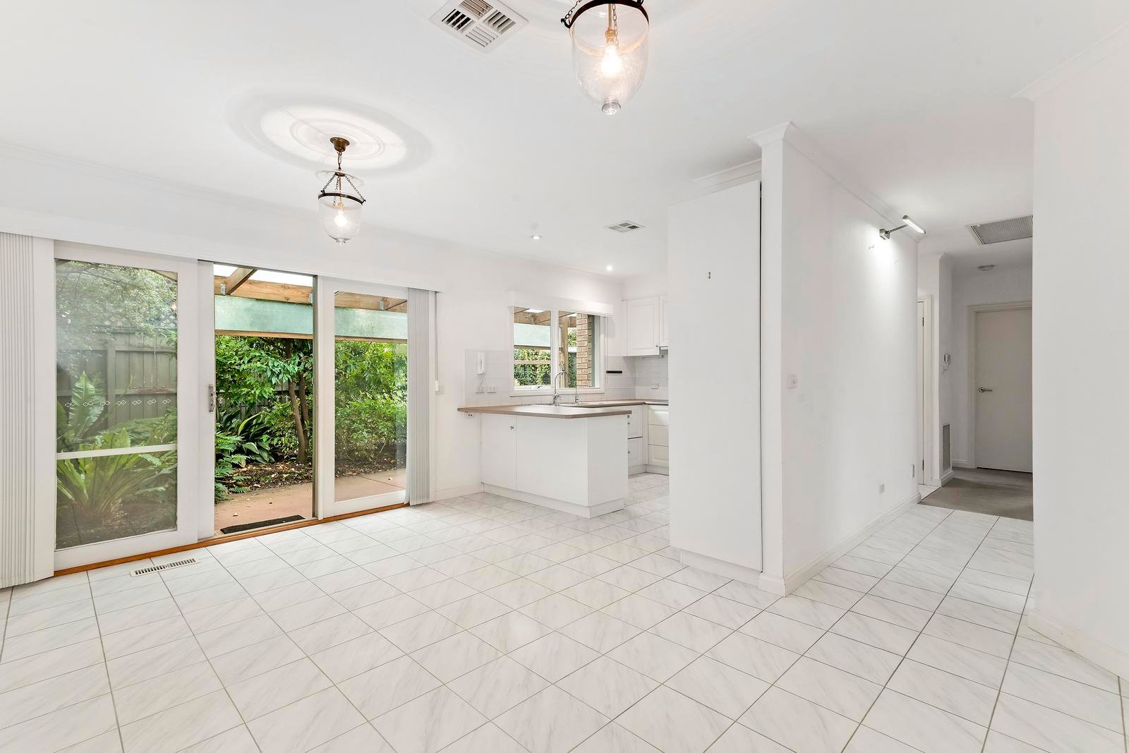 Property Gallery Thumbnail 3