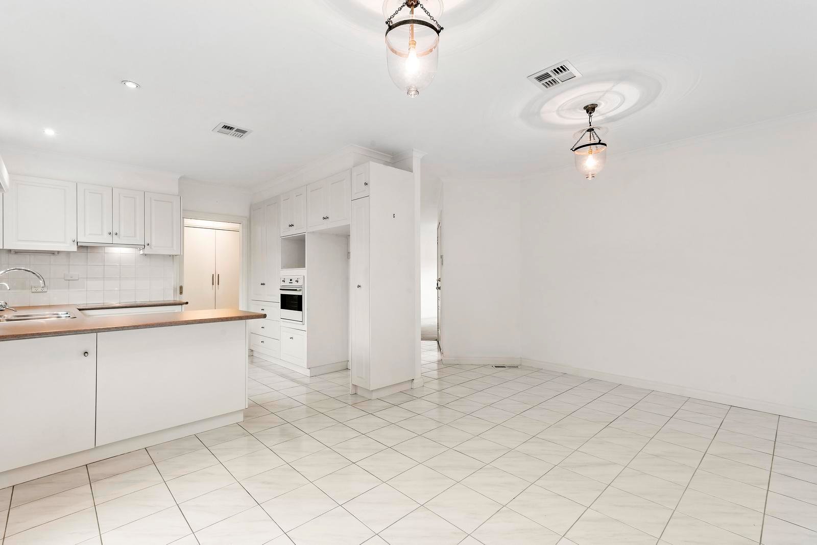 Property Gallery Thumbnail 4
