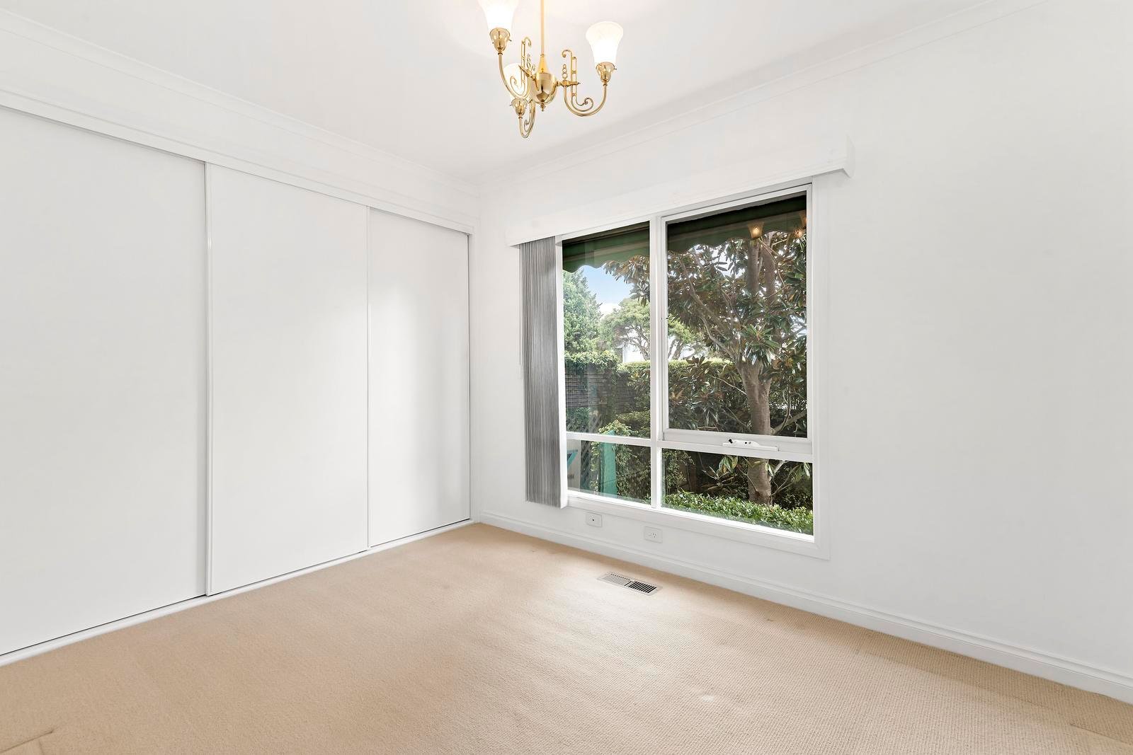 Property Gallery Thumbnail 10