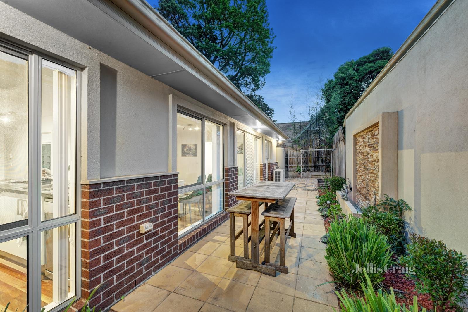 1/335 Canterbury Road, Forest Hill image 11