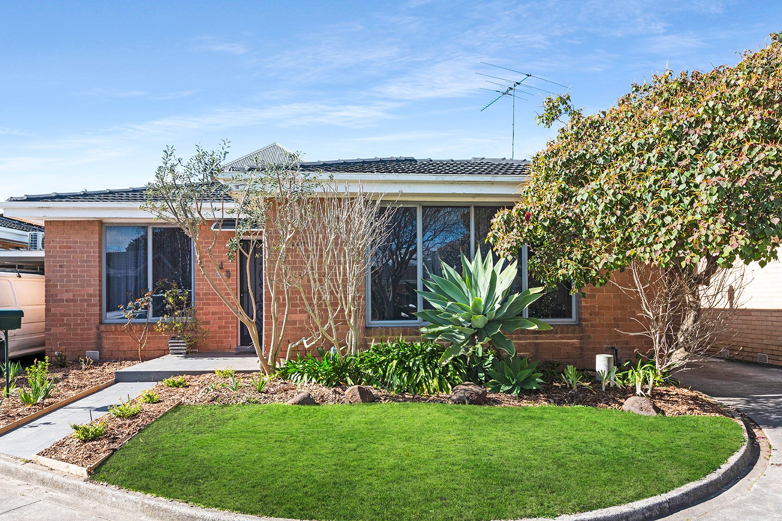 Property Gallery - Main Image