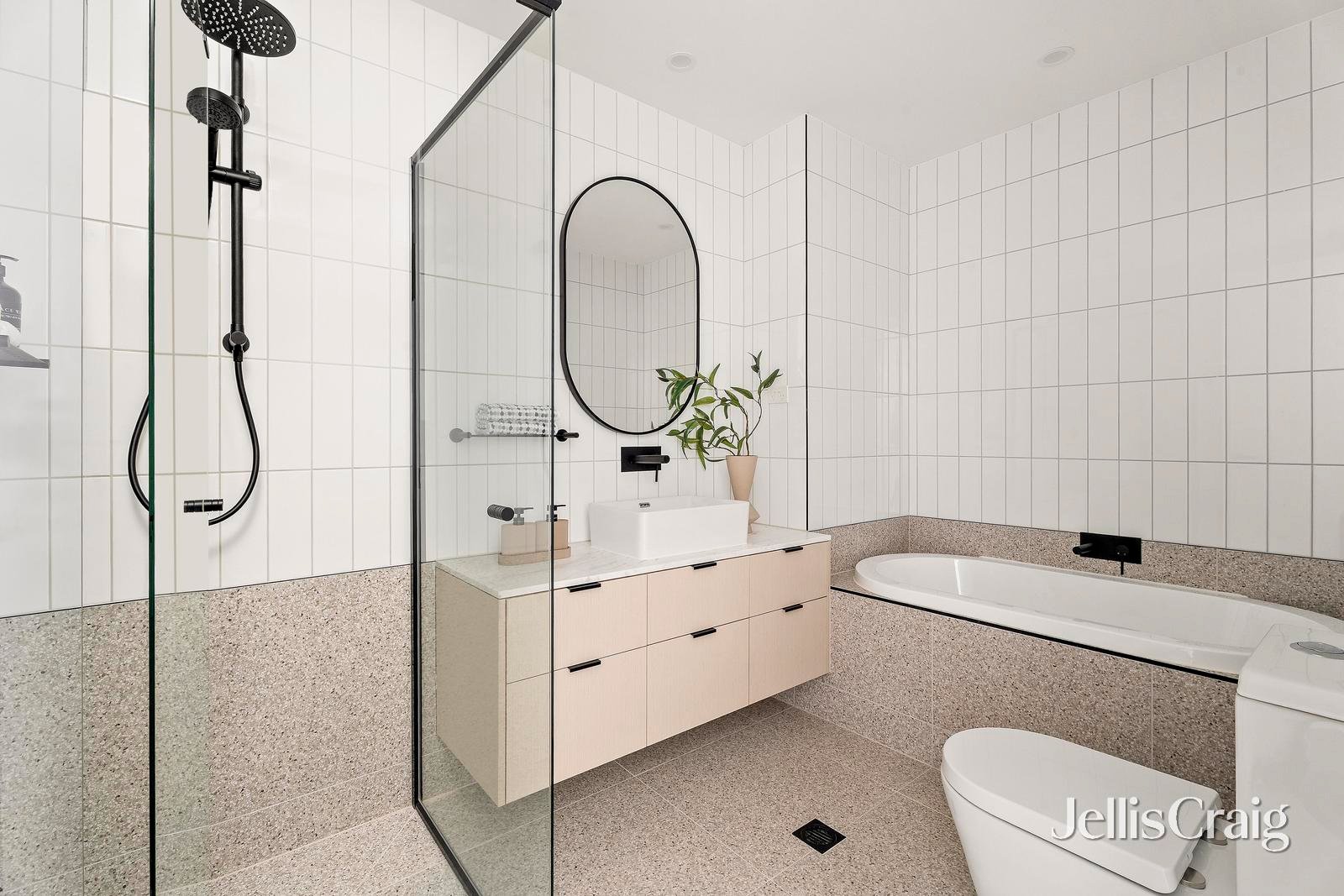 13/363 Macaulay Road, Kensington image 8