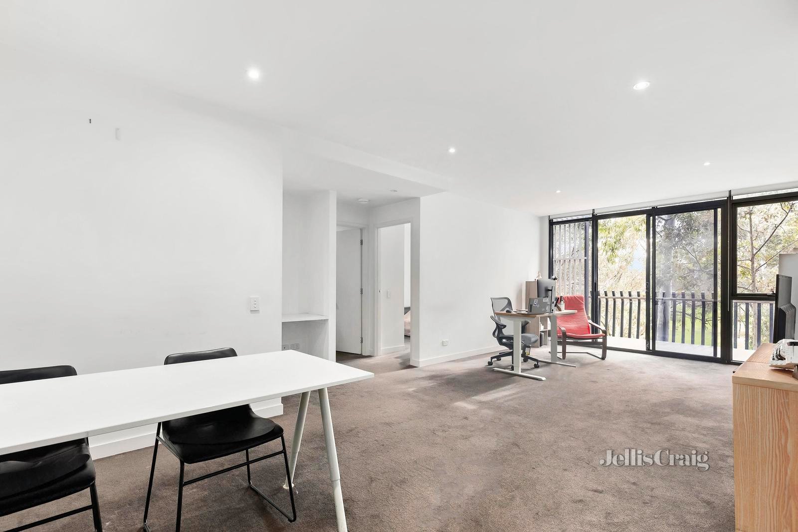 133/68 Mount Alexander Road, Travancore image 2