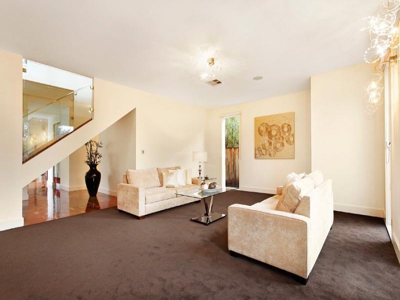 134 Belmore Road, Balwyn image 5