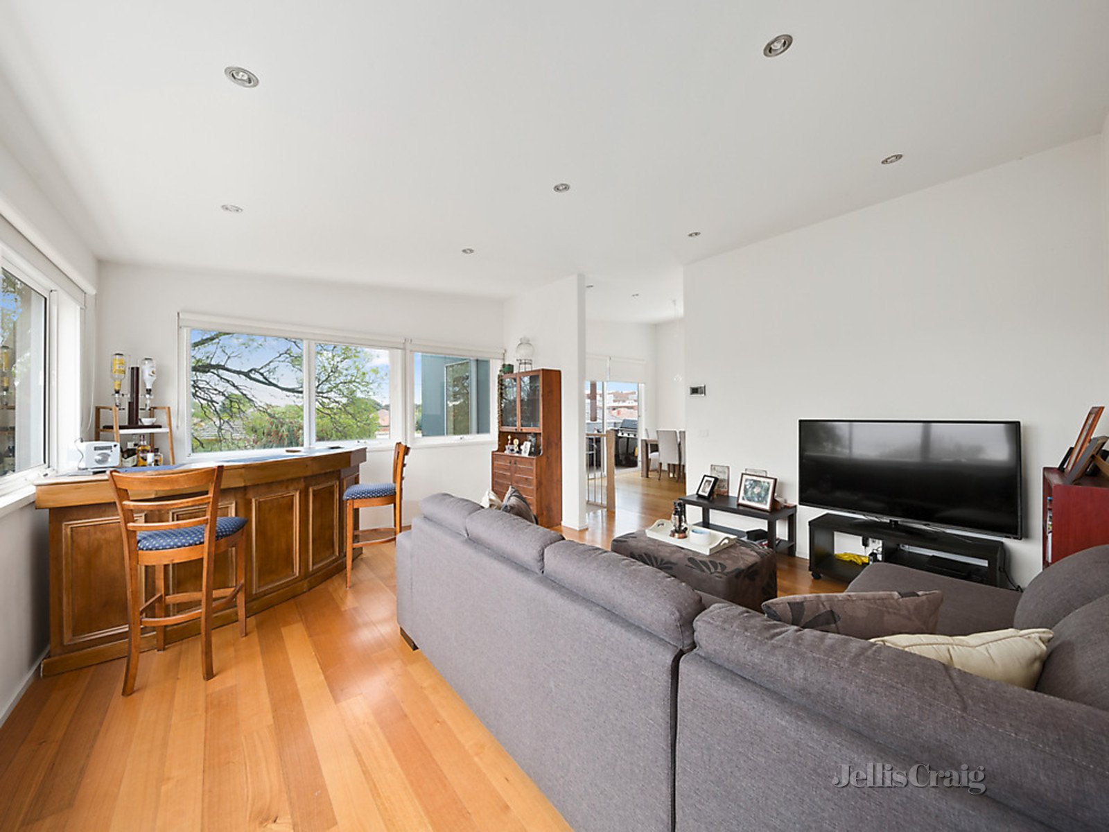 1/34 Boothby Street, Northcote image 1