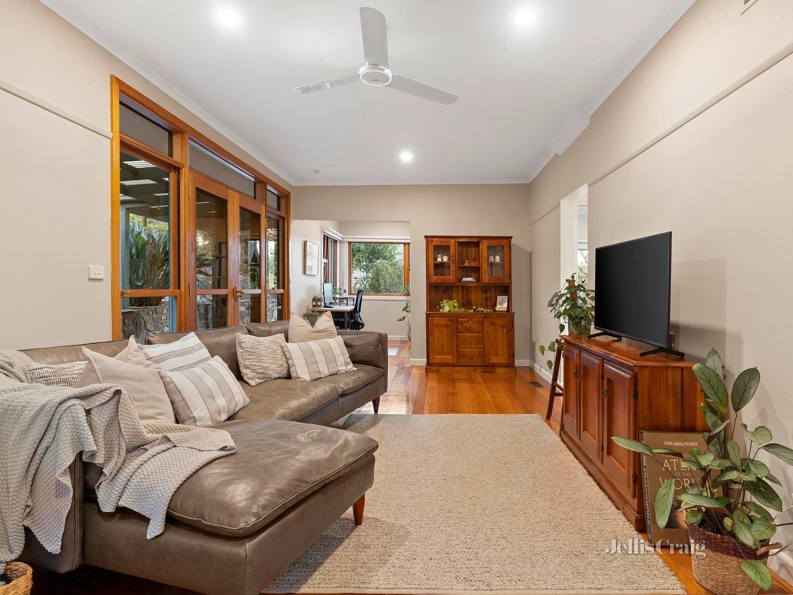 134 Brackenbury Street, Warrandyte image 3