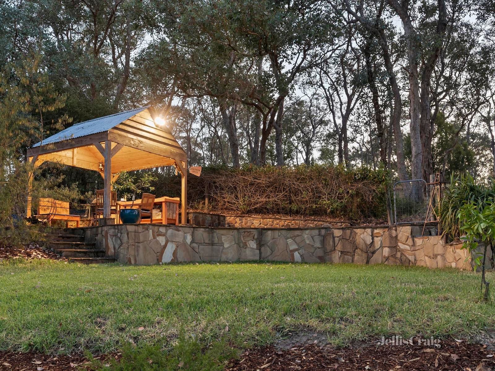 134 Brackenbury Street, Warrandyte image 13