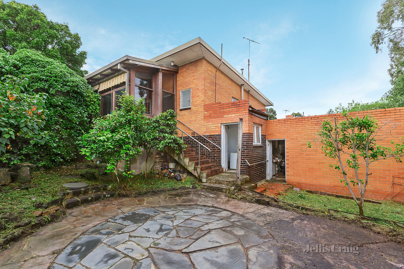 134 Manningham Road, Bulleen image 5