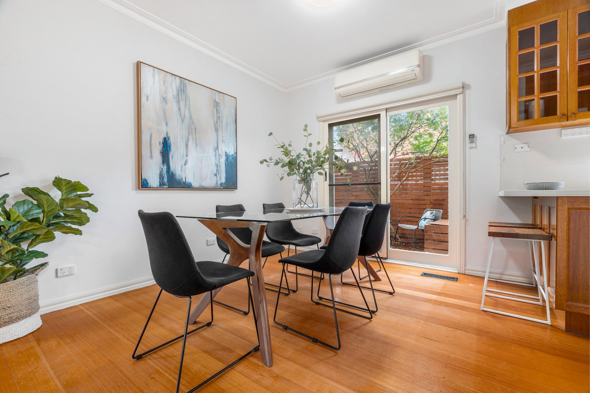 Property Gallery Thumbnail 3