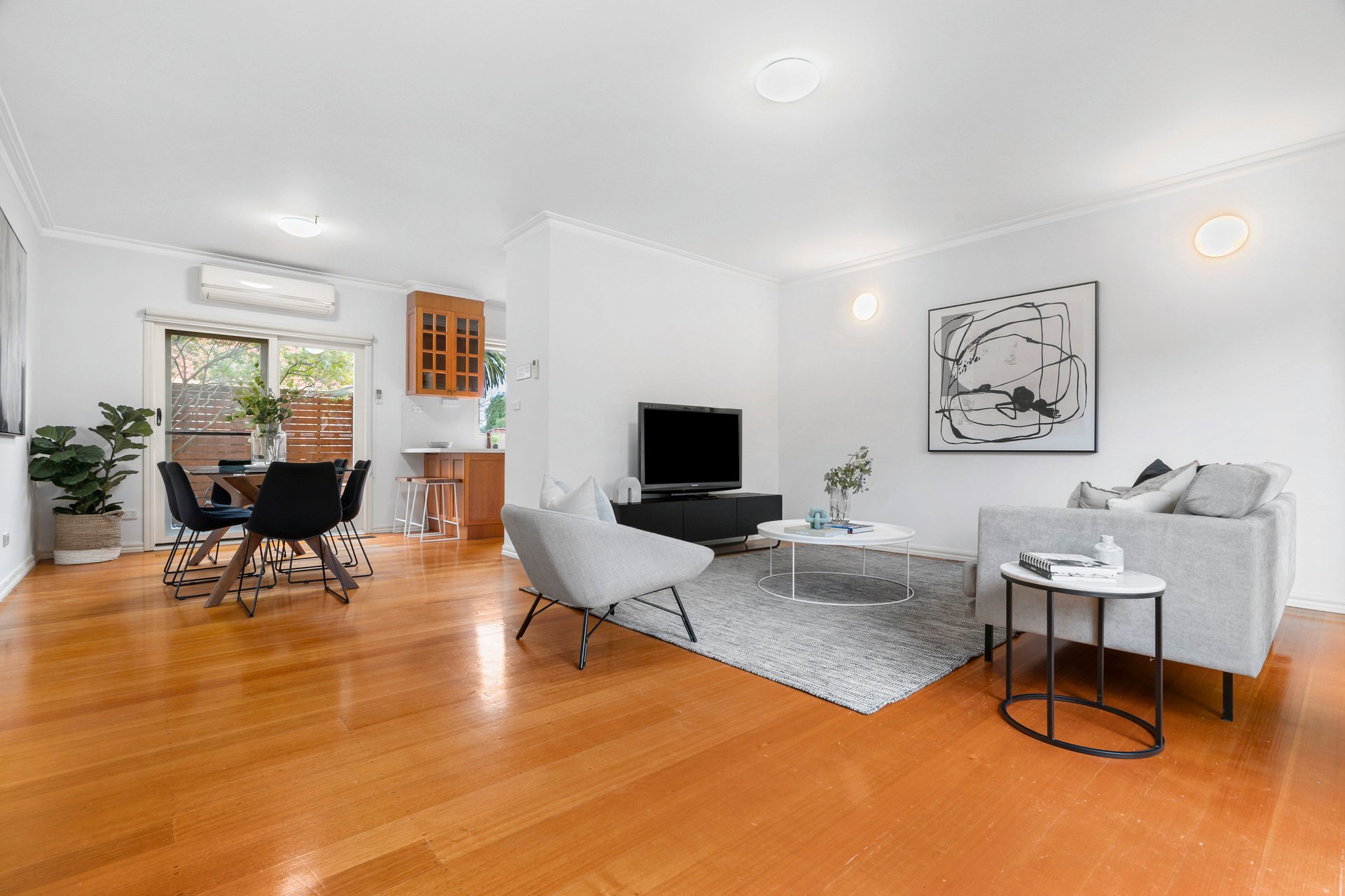 Property Gallery Thumbnail 4