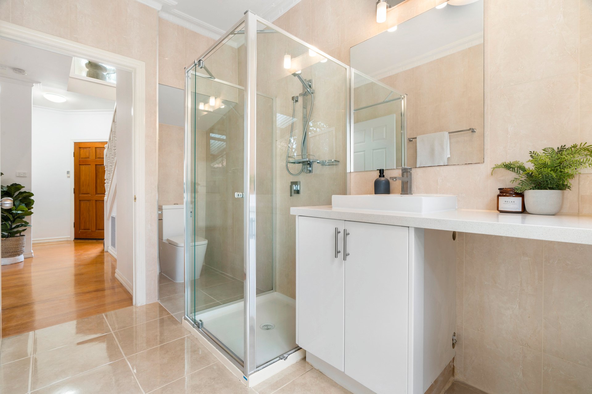 Property Gallery Thumbnail 11