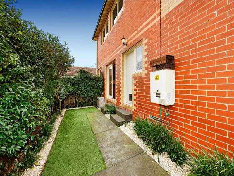 Property Gallery Thumbnail 8