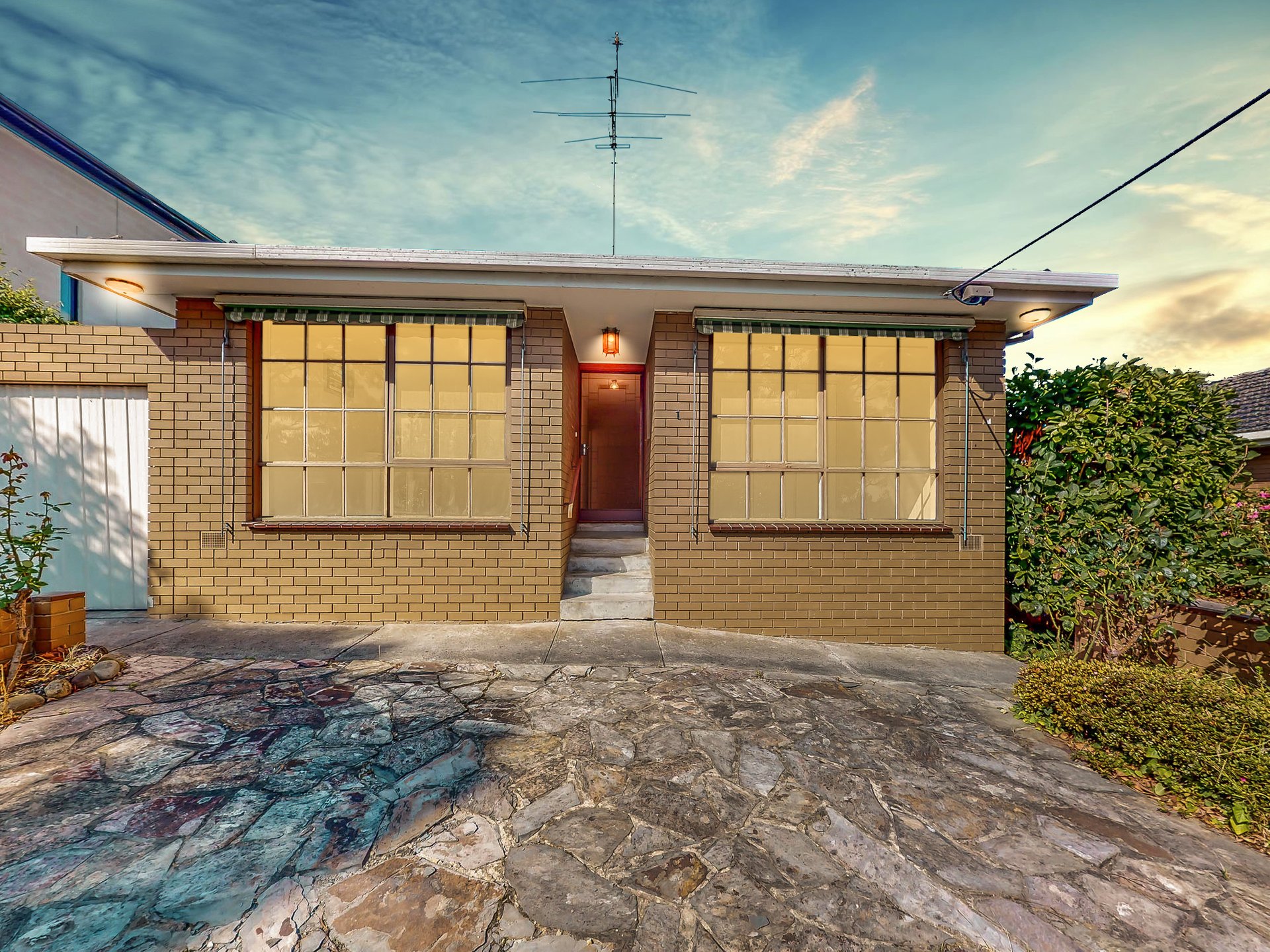 1/34 Yerrin Street, Balwyn image 5