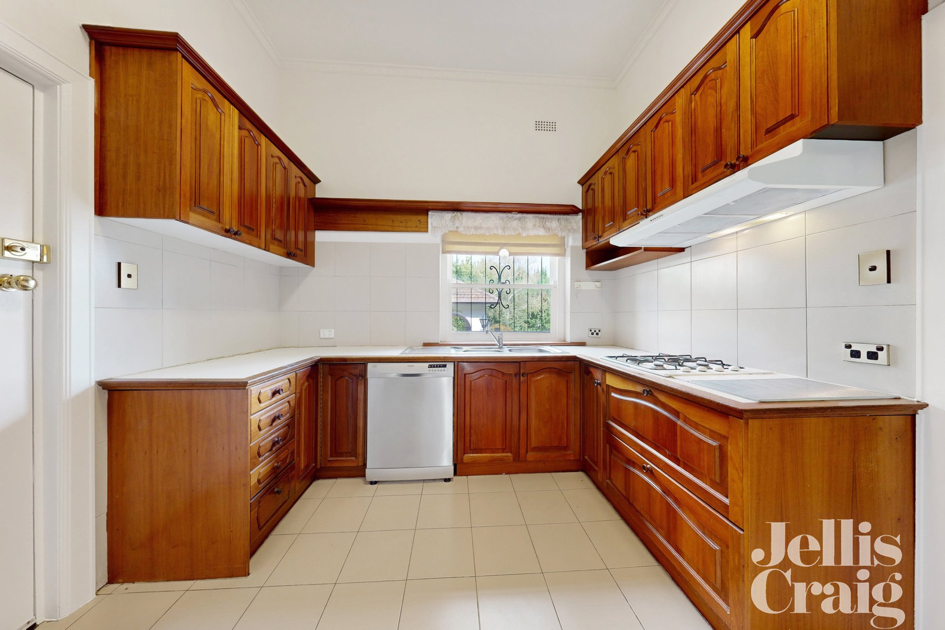 1/340 Cotham Road, Kew image 5