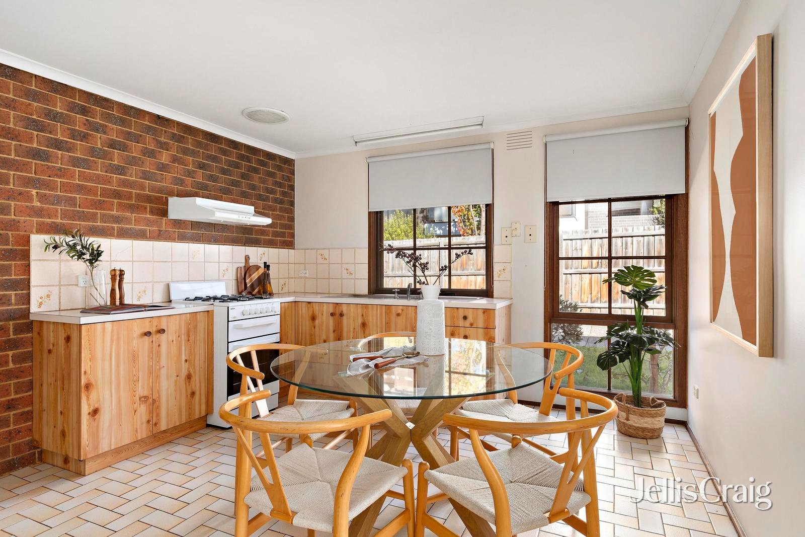 1/340 Pascoe Vale Road, Essendon image 4
