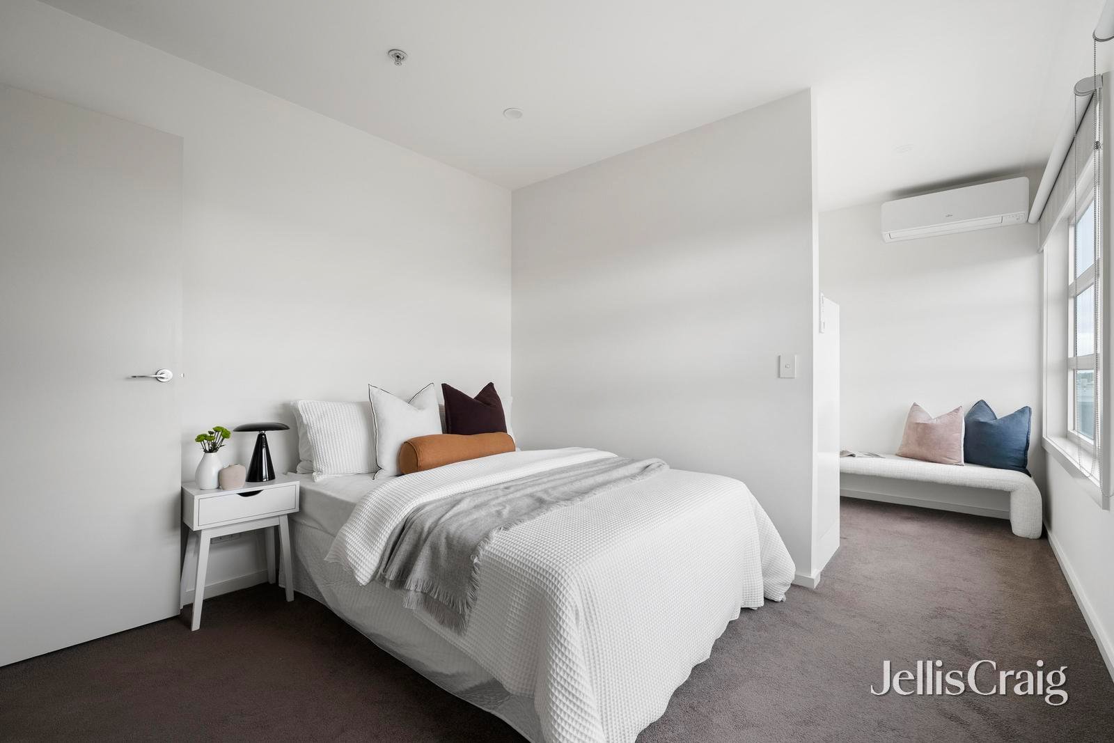 13/442 High Street, Northcote image 3