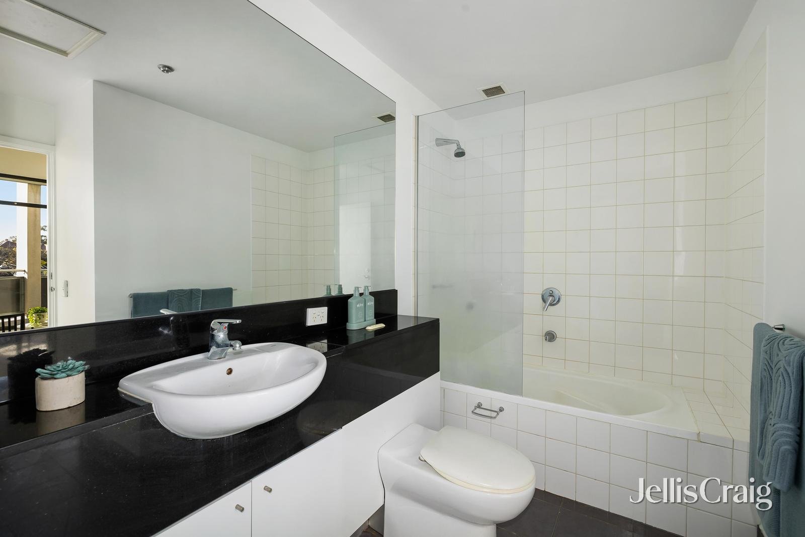 13/45 Church Street, Hawthorn image 8