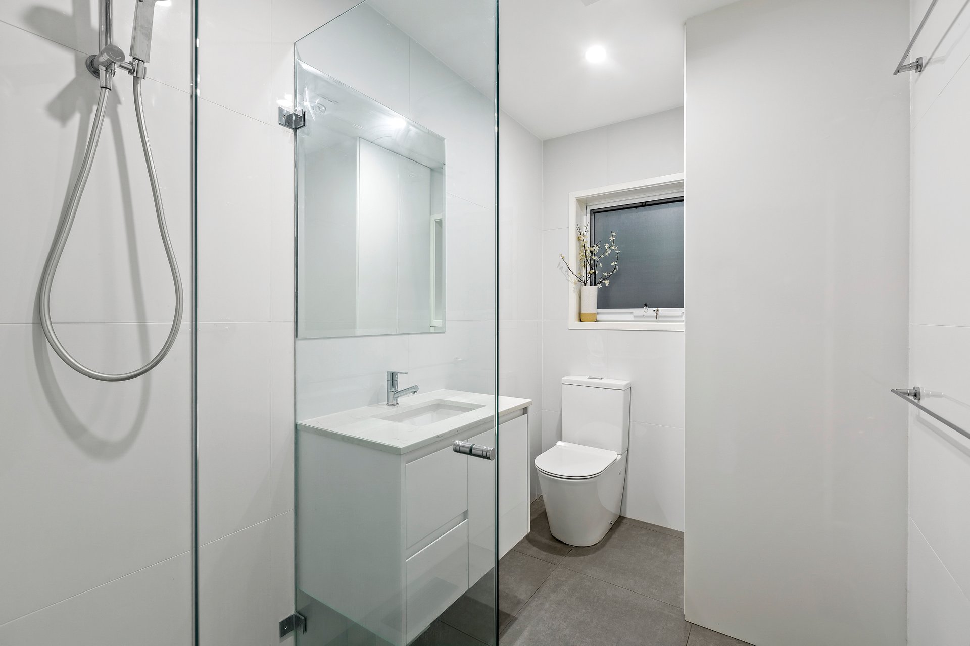 Property Gallery Thumbnail 8