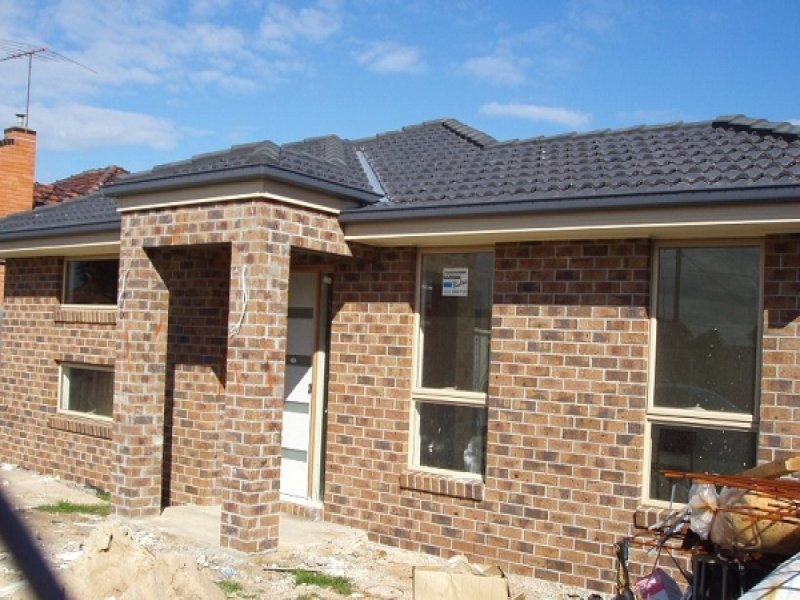 1/35 Duosa Road, Altona North image 2